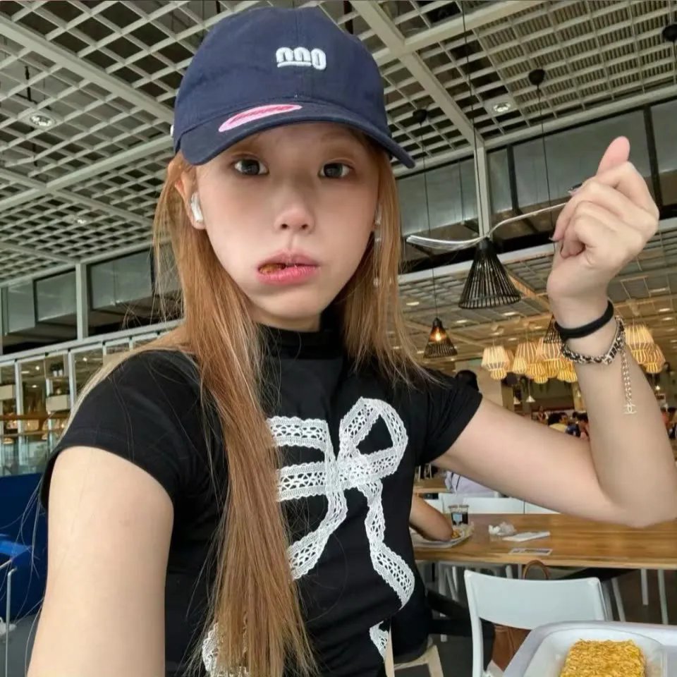 没事儿偷着乐